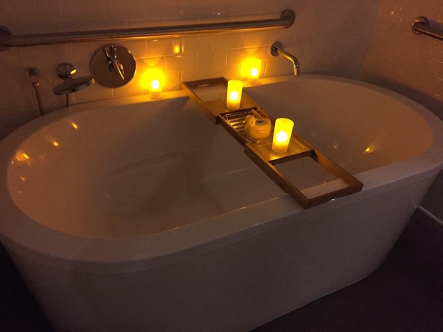 Spa Le La Bath