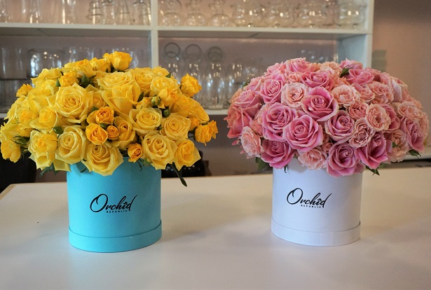 Orchid Republic Yellow & Pink Roses