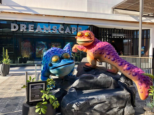 Dreamscape Frogcats and Signage