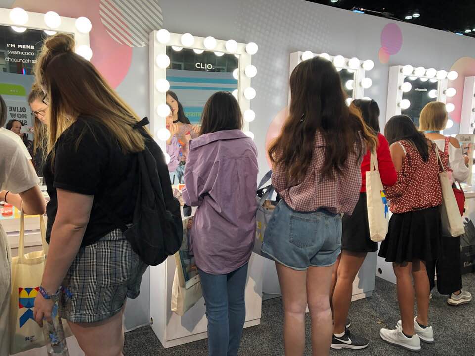 KCON LA 2019 - Beauty Station Sampling