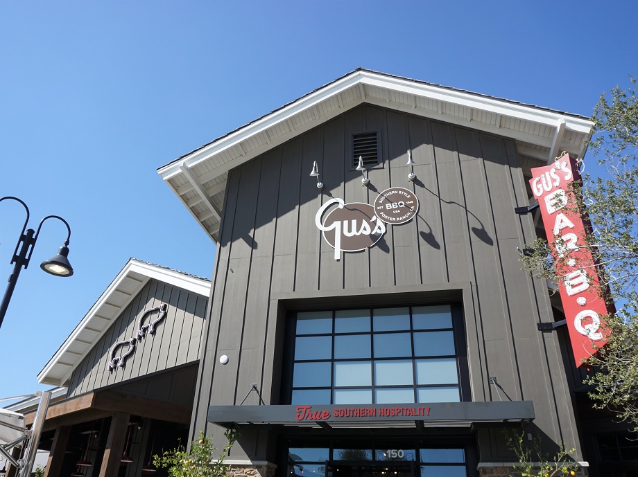 Gus's BBQ - Restaurant