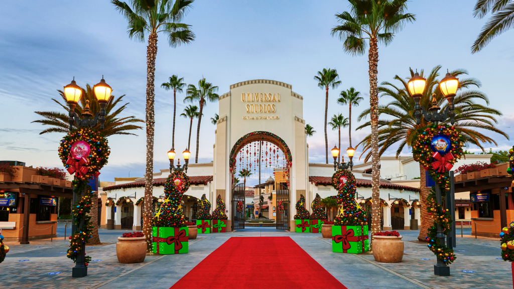 Universal Studios Holidays 2021_Arch-Holiday