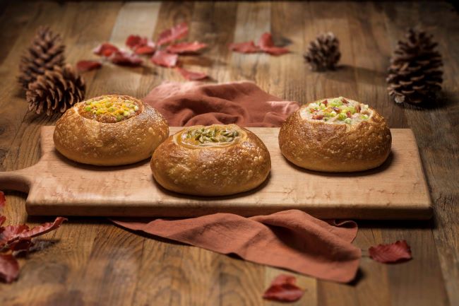 Universal Studios Hollywood Fall Food - Bread Bowls