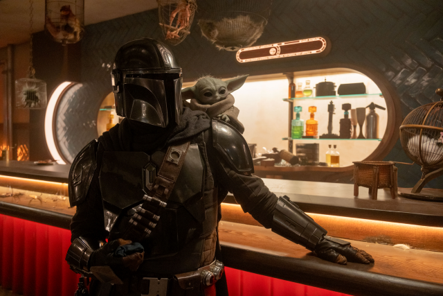 THND-022186_R-The Mandalorian and Grogu