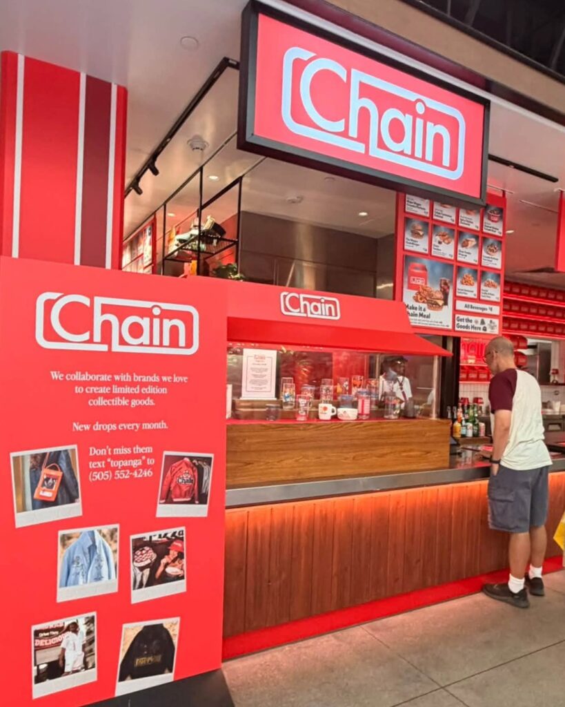 Ordering at Counter - Eat at Chain